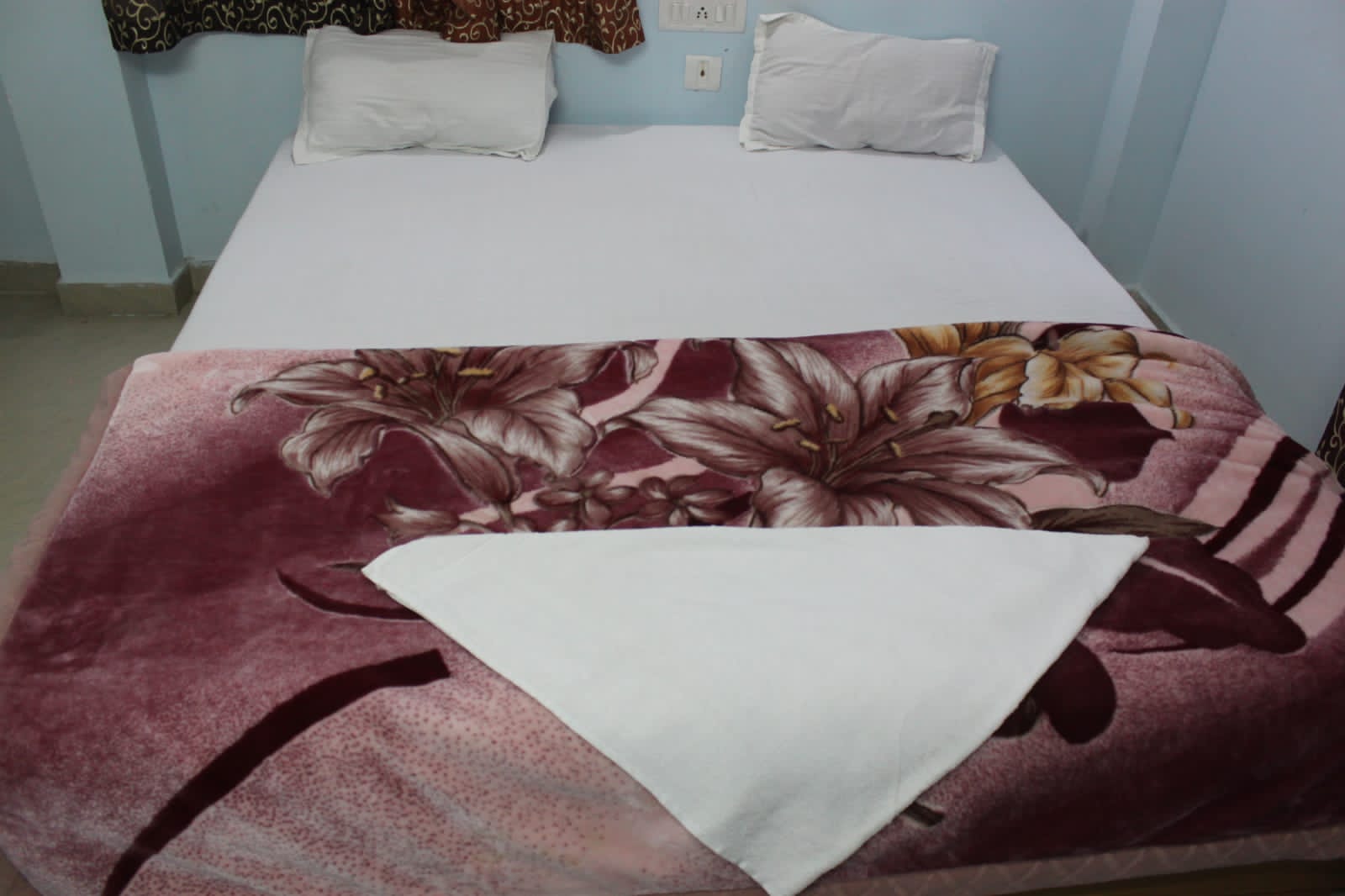 Single Bed Room at Happy International Guest House